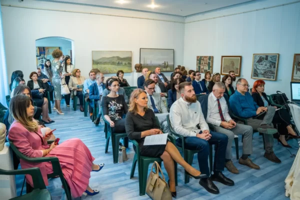 Forumul Serviciilor și Tehnologiilor Medicale, ediţia a III-a, magnet pentru sute de medici și cercetători de renume